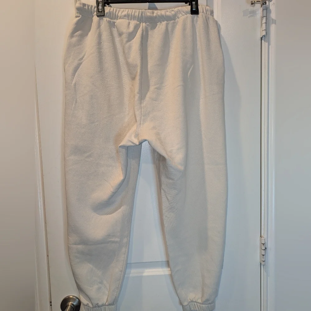 H&M NASA Graphic Joggers Cream Fleece Sweatpants Size L Space Logo